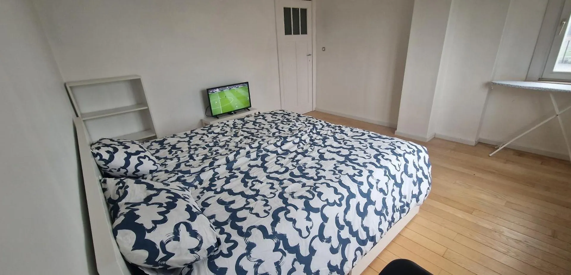 Bright And Cozy Room Close To Airport Moyen Kampenhout Homestay